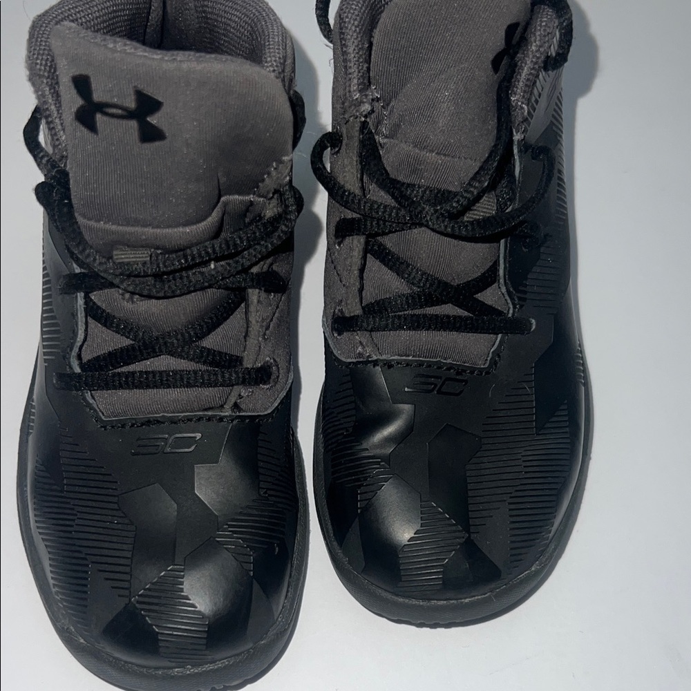 Under Armour Steph Curry’s  Black Sneakers Toddler size 9 - Picture 6 of 9